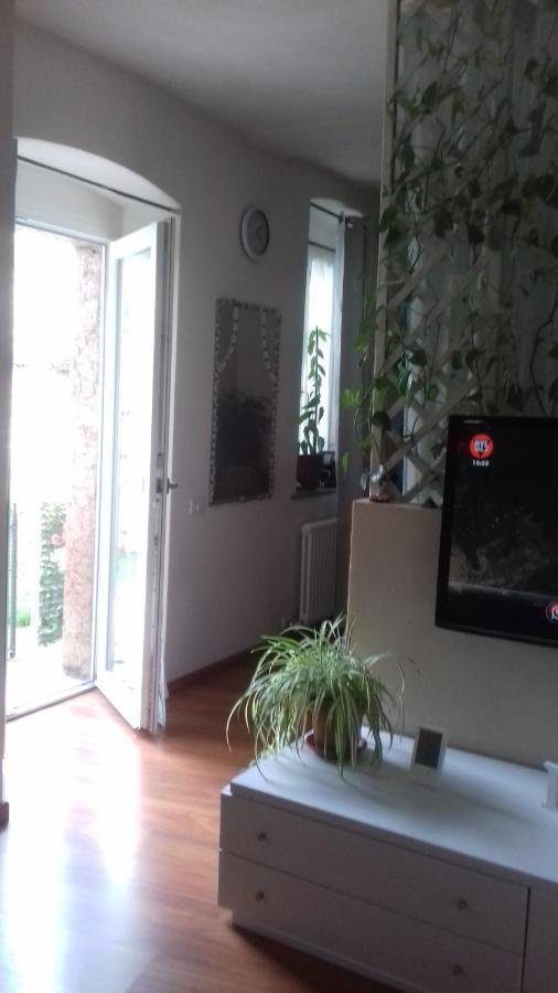 Вилла Casa Cris Брентонико Экстерьер фото
